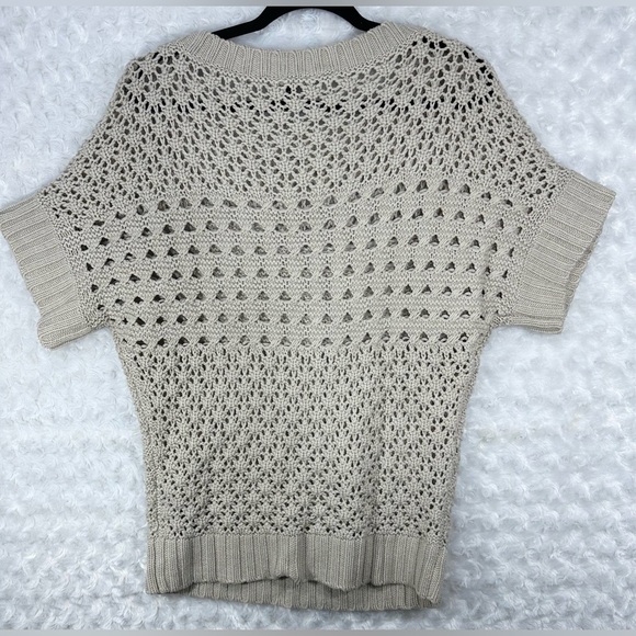 Allen B. By Allen Schwartz Women’s Tan Crochet Lace Pattern Short Sleeve Top - Picture 2 of 11